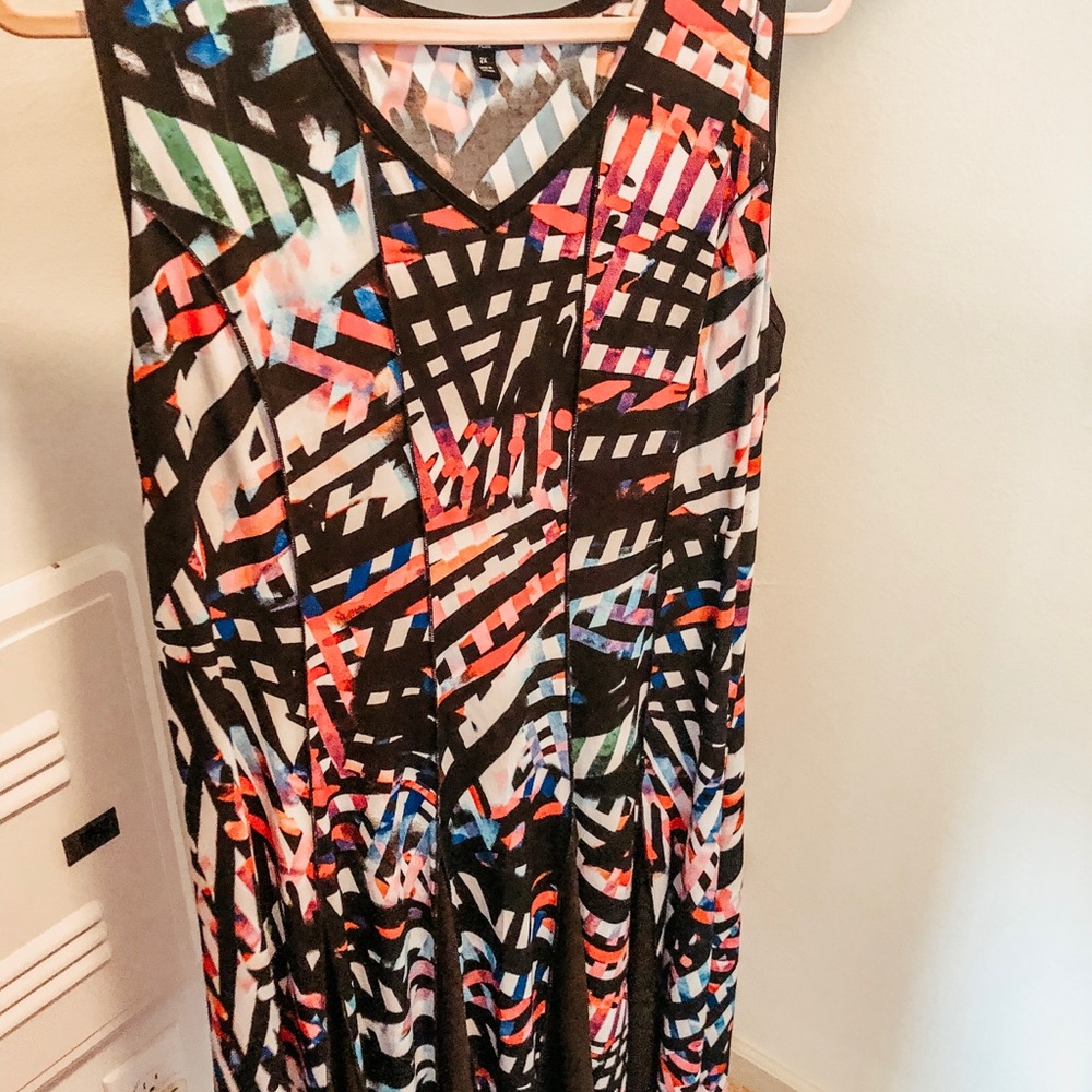 Printed dress in a size 2x.